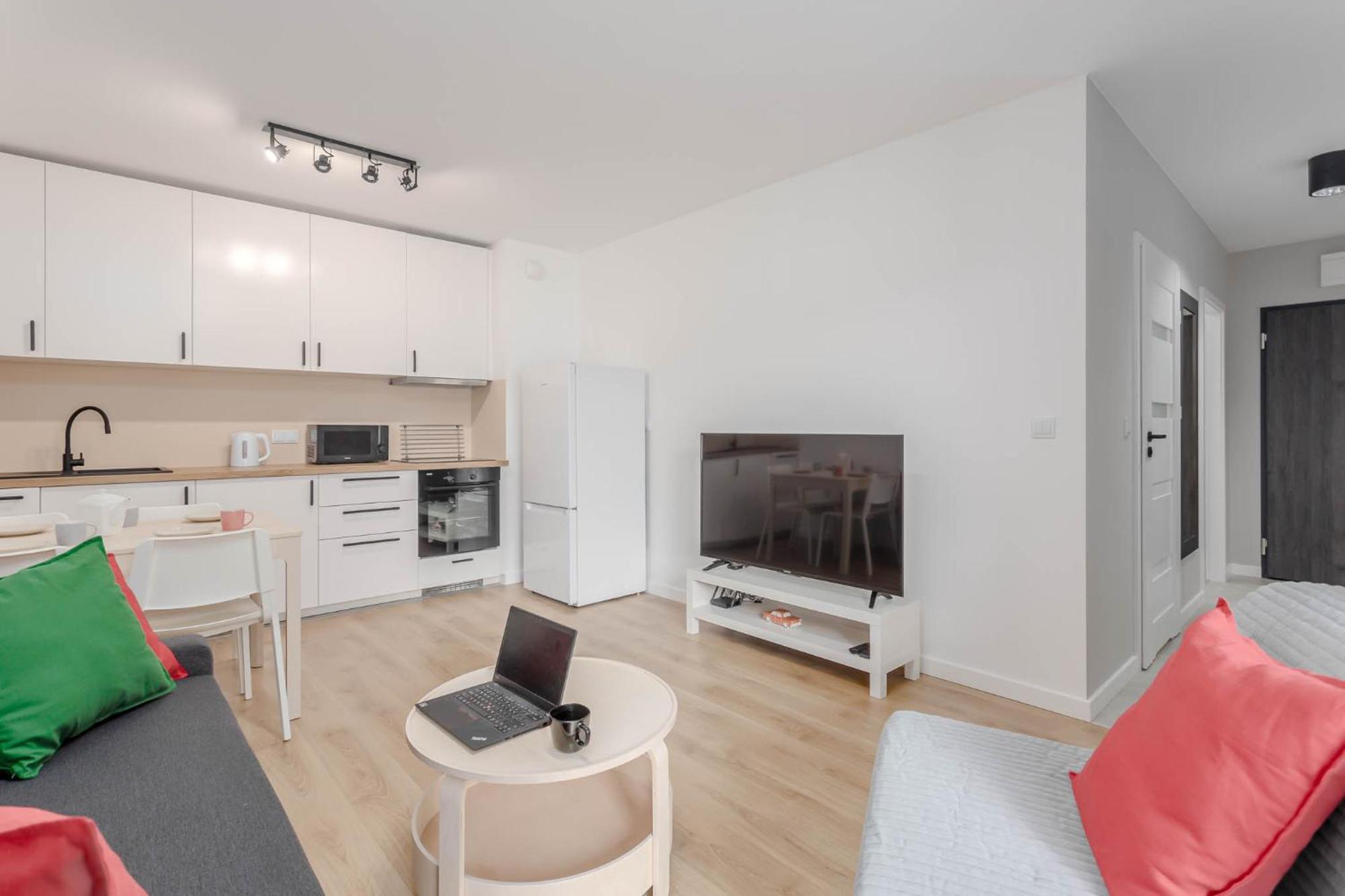 Enjoy! Ursus Apartment Warsaw Exterior photo